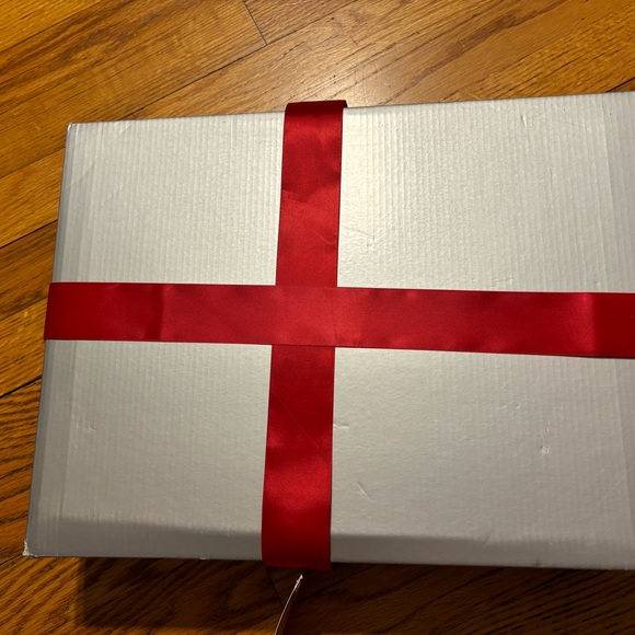 Living Quarters set NWT - Picture 2 of 7